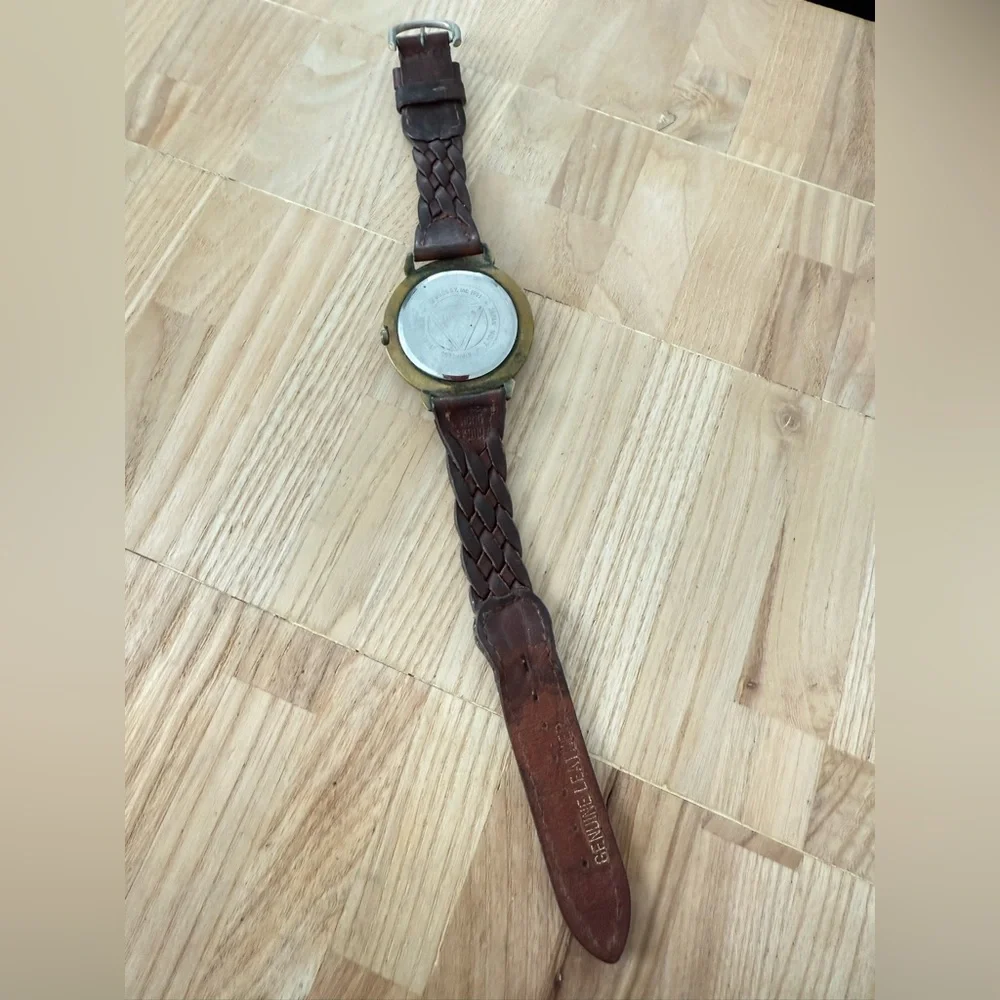 Vintage Guess United States Air force brown leather watch NEW BATTERY